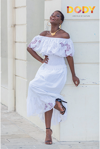 Robes Broderie Femmes